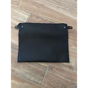 BEIS‎ Laptop Sleeve black insert zipper closure